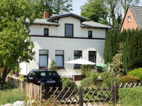 Haus Goldbutt _ M_ Frese